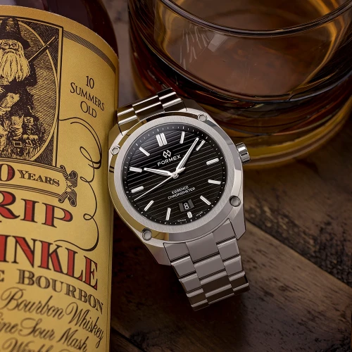 Чоловічий годинник FORMEX ESSENCE AUTOMATIC COSC "BLACK" 43MM 0330.1.6321.100 купити за ціною 85900 грн на сайті - THEWATCH