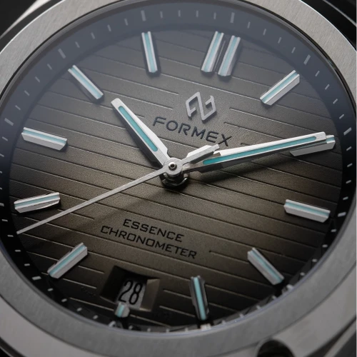 Чоловічий годинник FORMEX ESSENCE AUTOMATIC COSC "DEGRADE" 39MM 0333.1.6624.722 купити за ціною 78800 грн на сайті - THEWATCH