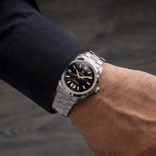 Чоловічий годинник FORMEX ESSENCE AUTOMATIC COSC "EISENKIESEL" 39MM SPECIAL EDITION 0333.1.6625.100 купити за ціною 113900 грн на сайті - THEWATCH