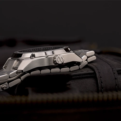 Чоловічий годинник FORMEX ESSENCE AUTOMATIC COSC "MALACHITE" 39MM LIMITED EDITION 0333.1.6690.100 купити за ціною 0 грн на сайті - THEWATCH