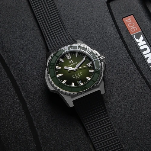 Чоловічий годинник FORMEX REEF AUTOMATIC COSC 42MM 2200.1.6300.910 купити за ціною 102800 грн на сайті - THEWATCH