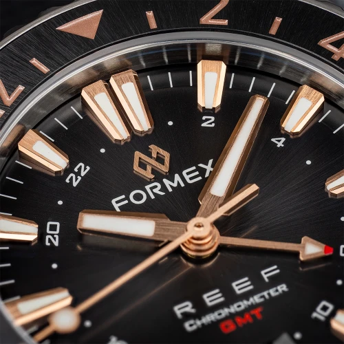 Чоловічий годинник FORMEX REEF AUTOMATIC GMT COSC 42MM 2202.1.5399.111 купити за ціною 123800 грн на сайті - THEWATCH