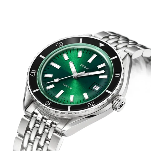 Чоловічий годинник DOXA SUB 200 SEA EMERALD SUNRAY 799.10.131.10 купити за ціною 58900 грн на сайті - THEWATCH