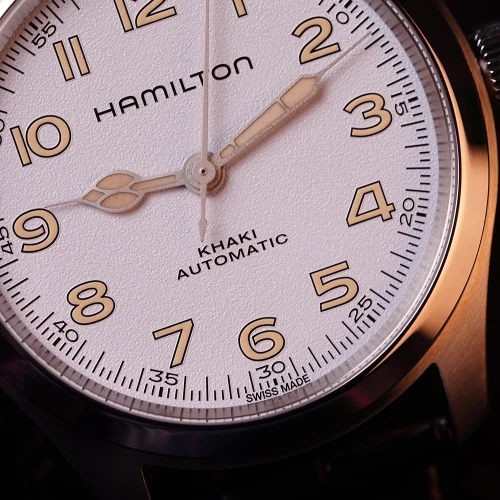Чоловічий годинник HAMILTON KHAKI FIELD MURPH AUTO 38MM H70405710 купити за ціною 51850 грн на сайті - THEWATCH