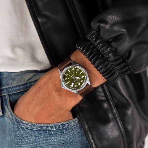 Чоловічий годинник HAMILTON KHAKI AVIATION PILOT AUTO 39MM H76305560 купити за ціною 54830 грн на сайті - THEWATCH