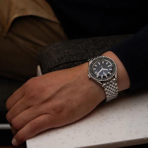 Чоловічий годинник DOXA SUB 200 SHARKHUNTER 799.10.101.10 купити за ціною 58900 грн на сайті - THEWATCH