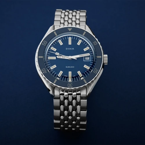 Чоловічий годинник DOXA SUB 200 CARIBBEAN 799.10.201.10 купити за ціною 0 грн на сайті - THEWATCH