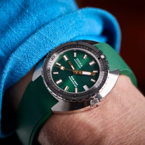 Чоловічий годинник DOXA SUB 200T SEA EMERALD SUNRAY 804.10.131S.26 купити за ціною 78300 грн на сайті - THEWATCH