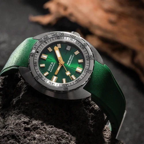 Чоловічий годинник DOXA SUB 200T SEA EMERALD SUNRAY 804.10.131S.26 купити за ціною 78300 грн на сайті - THEWATCH
