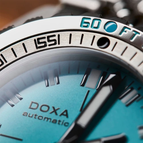 Чоловічий годинник DOXA SUB 200T AQUAMARINE ICONIC 804.10.241.10 купити за ціною 80500 грн на сайті - THEWATCH
