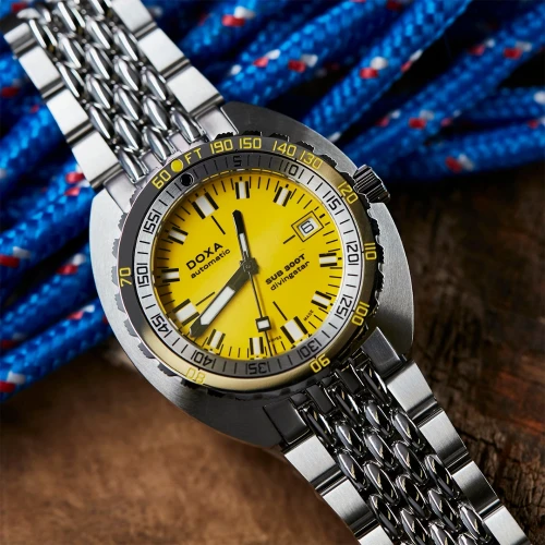 Чоловічий годинник DOXA SUB 200T DIVINGSTAR ICONIC 804.10.361.10 купити за ціною 80500 грн на сайті - THEWATCH