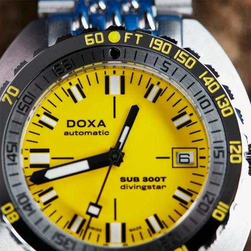 Чоловічий годинник DOXA SUB 200T DIVINGSTAR ICONIC 804.10.361.10 купити за ціною 80500 грн на сайті - THEWATCH