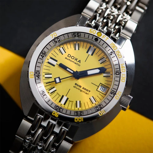 Чоловічий годинник DOXA SUB 200T DIVINGSTAR ICONIC 804.10.361.10 купити за ціною 80500 грн на сайті - THEWATCH