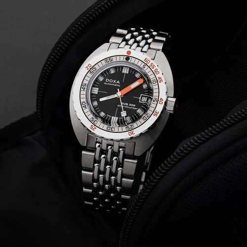 Чоловічий годинник DOXA SUB 300 SHARKHUNTER 821.10.101.10 купити за ціною 139900 грн на сайті - THEWATCH