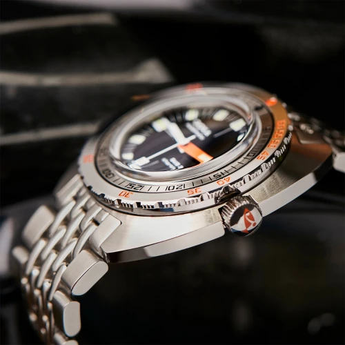 Чоловічий годинник DOXA SUB 300 SHARKHUNTER 821.10.101.10 купити за ціною 139900 грн на сайті - THEWATCH