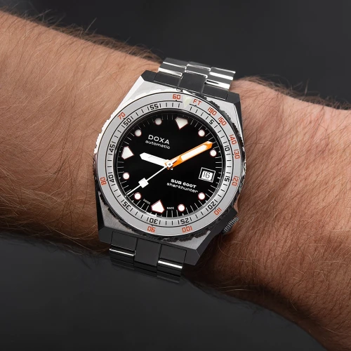 Чоловічий годинник DOXA SUB 600T SHARKHUNTER 861.10.101.10 купити за ціною 80500 грн на сайті - THEWATCH