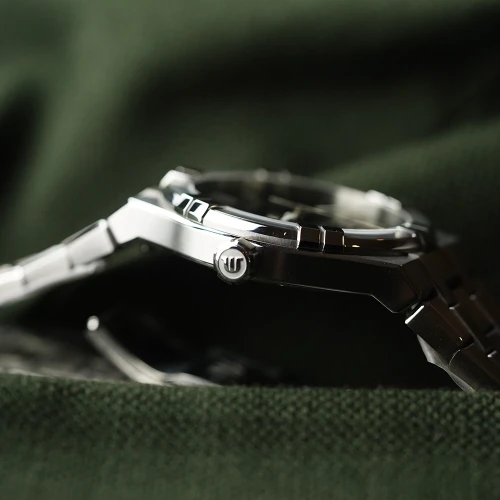 Чоловічий годинник MAURICE LACROIX AIKON QUARTZ 40MM AI1108-SS002-330-1 купити за ціною 59000 грн на сайті - THEWATCH