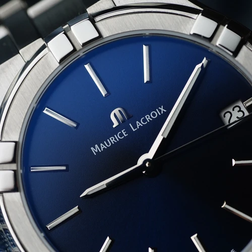 Чоловічий годинник MAURICE LACROIX AIKON AI1108-SS002-430-1 купити за ціною 59000 грн на сайті - THEWATCH