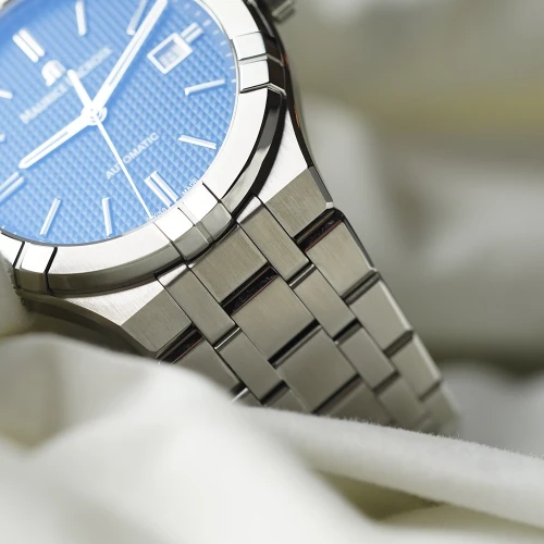 Чоловічий годинник MAURICE LACROIX AIKON AUTOMATIC 39MM AI6007-SS002-430-1 купити за ціною 122180 грн на сайті - THEWATCH