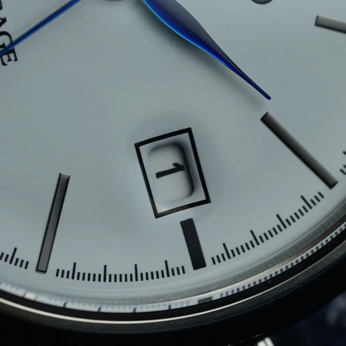 Чоловічий годинник SEIKO PRESAGE ENAMEL DIAL CRAFTSMANSHIP SPB403J1 купити за ціною 75800 грн на сайті - THEWATCH