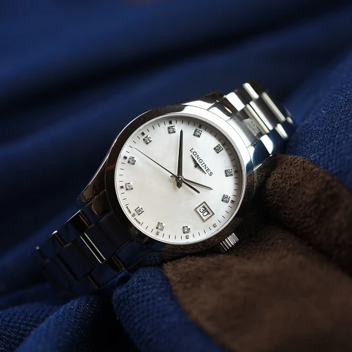 Жіночий годинник LONGINES CONQUEST CLASSIC L2.386.4.87.6 купити за ціною 84110 грн на сайті - THEWATCH