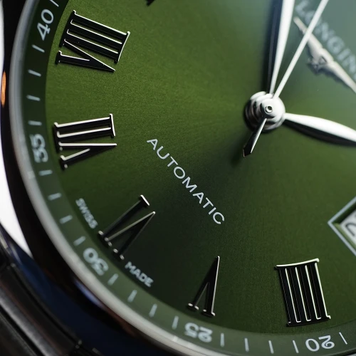 Чоловічий годинник LONGINES MASTER COLLECTION L2.793.4.09.6 купити за ціною 133960 грн на сайті - THEWATCH