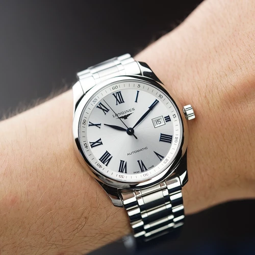 Чоловічий годинник LONGINES MASTER COLLECTION L2.793.4.79.6 купити за ціною 133960 грн на сайті - THEWATCH