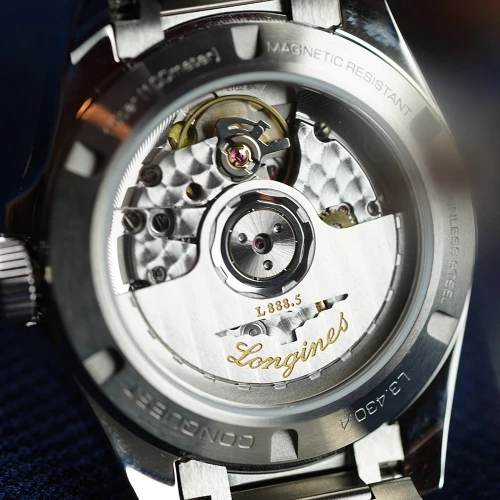 Жіночий годинник LONGINES CONQUEST L3.430.4.72.6 купити за ціною 121500 грн на сайті - THEWATCH