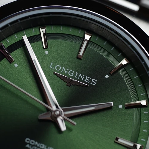 Чоловічий годинник LONGINES CONQUEST 38MM L3.720.4.02.6 купити за ціною 121500 грн на сайті - THEWATCH