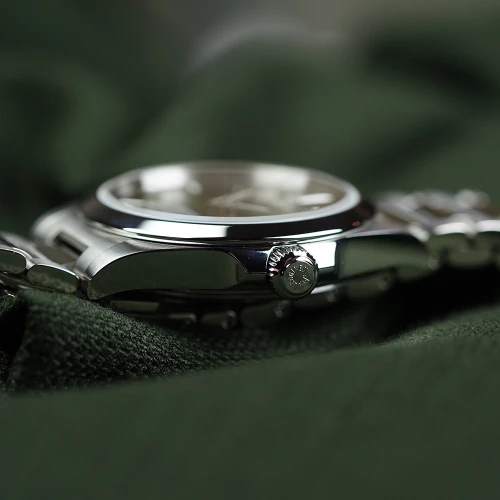 Чоловічий годинник LONGINES CONQUEST 38MM L3.720.4.52.6 купити за ціною 121500 грн на сайті - THEWATCH