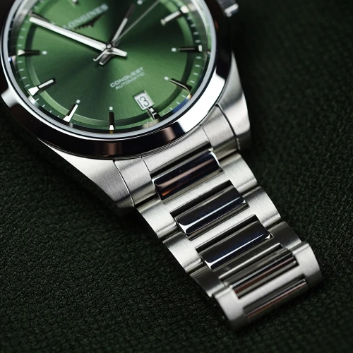 Чоловічий годинник LONGINES CONQUEST 38MM L3.720.4.02.6 купити за ціною 121500 грн на сайті - THEWATCH