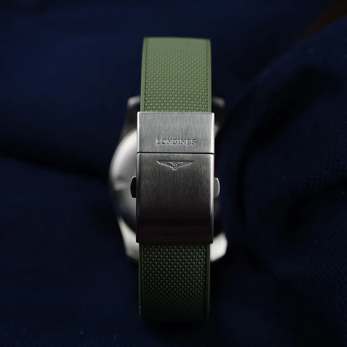 Чоловічий годинник LONGINES HYDROCONQUEST L3.781.3.06.9 купити за ціною 118380 грн на сайті - THEWATCH