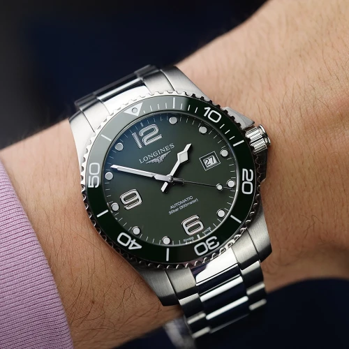 Чоловічий годинник LONGINES HYDROCONQUEST L3.781.4.06.6 купити за ціною 105920 грн на сайті - THEWATCH