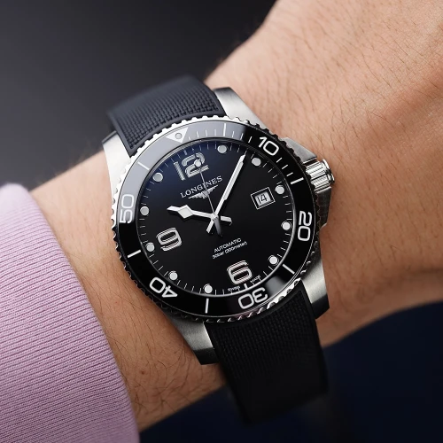 Чоловічий годинник LONGINES HYDROCONQUEST L3.781.4.56.9 купити за ціною 105920 грн на сайті - THEWATCH