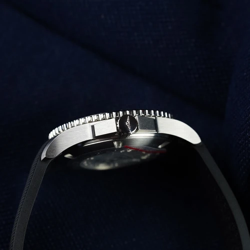 Чоловічий годинник LONGINES HYDROCONQUEST L3.781.4.56.9 купити за ціною 105920 грн на сайті - THEWATCH