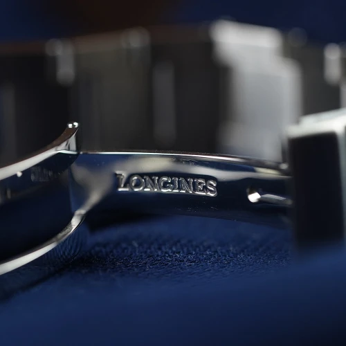 Чоловічий годинник LONGINES HYDROCONQUEST L3.781.4.76.6 купити за ціною 105920 грн на сайті - THEWATCH