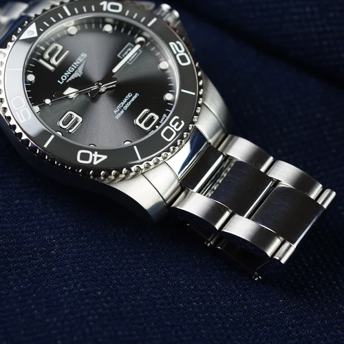 Чоловічий годинник LONGINES HYDROCONQUEST L3.781.4.76.6 купити за ціною 105920 грн на сайті - THEWATCH