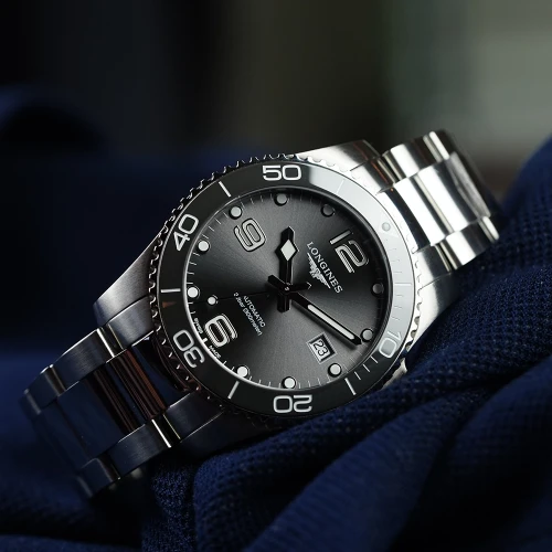 Чоловічий годинник LONGINES HYDROCONQUEST L3.781.4.76.6 купити за ціною 105920 грн на сайті - THEWATCH