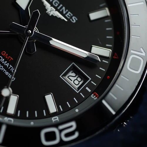 Чоловічий годинник LONGINES HYDROCONQUEST GMT L3.790.4.56.6 купити за ціною 174460 грн на сайті - THEWATCH