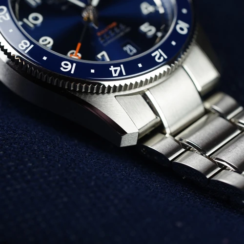 Мужские наручные часы LONGINES SPIRIT ZULU TIME 39MM L3.802.4.93.6 купить по цене 0 грн на сайте - THEWATCH