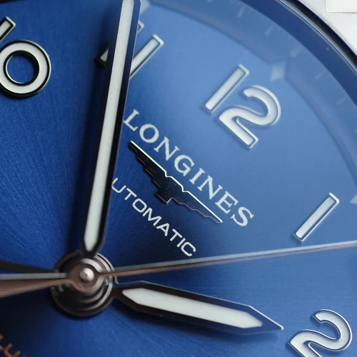 Мужские наручные часы LONGINES SPIRIT ZULU TIME 39MM L3.802.4.93.6 купить по цене 0 грн на сайте - THEWATCH