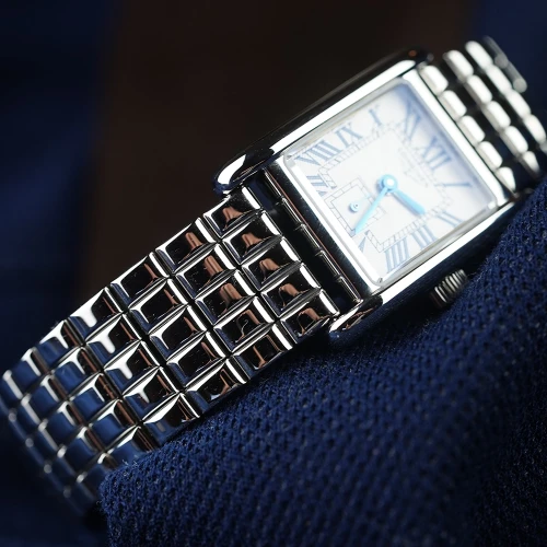 Жіночий годинник LONGINES MINI DOLCEVITA L5.200.4.71.6 купити за ціною 112150 грн на сайті - THEWATCH