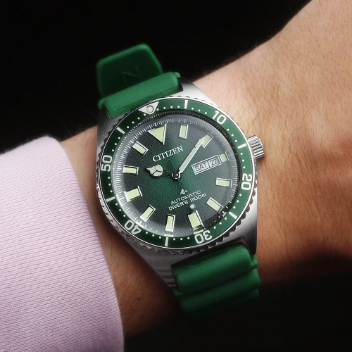 Чоловічий годинник CITIZEN PROMASTER AUTOMATIC 41MM NY0121-09XE купити за ціною 13990 грн на сайті - THEWATCH