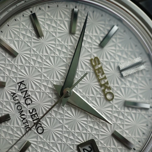 Чоловічий годинник SEIKO KING SEIKO WATCHMAKING 110TH ANNIVERSARY LIMITED EDITION SJE095J1 купити за ціною 176800 грн на сайті - THEWATCH