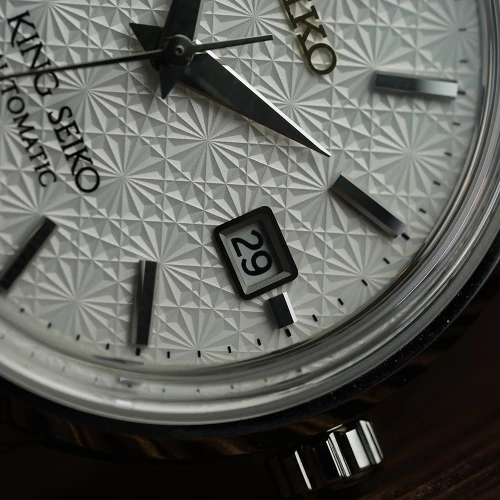 Чоловічий годинник SEIKO KING SEIKO WATCHMAKING 110TH ANNIVERSARY LIMITED EDITION SJE095J1 купити за ціною 176800 грн на сайті - THEWATCH