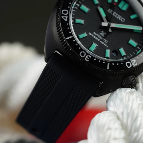 Чоловічий годинник SEIKO PROSPEX HERITAGE TURTLE 1968 RE-INTERPRETATION THE BLACK SERIES LIMITED EDITION SPB335J1 купити за ціною 53000 грн на сайті - THEWATCH