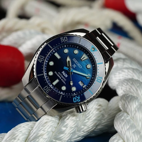 Чоловічий годинник SEIKO PROSPEX KING SUMO THE GREAT BLUE PADI SPECIAL EDITION SPB375J1 купити за ціною 63100 грн на сайті - THEWATCH