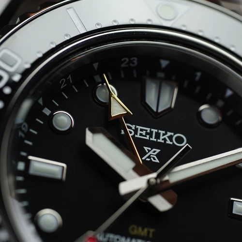 Чоловічий годинник SEIKO PROSPEX 1968 RE-INTERPRETATION GMT SPB383J1 купити за ціною 85900 грн на сайті - THEWATCH