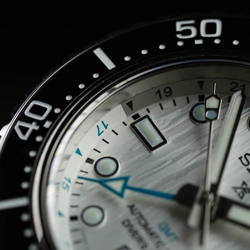 Мужские наручные часы SEIKO PROSPEX 1968 RE-INTERPRETATION GMT ARCTIC OCEAN LIMITED EDITION SPB439J1 купить по цене 90900 грн на сайте - THEWATCH