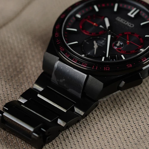 Мужские наручные часы SEIKO ASTRON GPS SOLAR LIMITED EDITION SSH137J1 купить по цене 151500 грн на сайте - THEWATCH